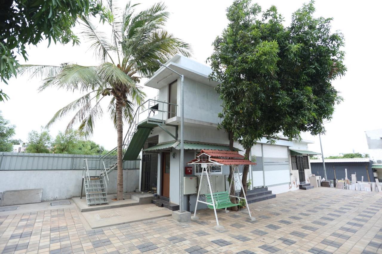 Minas Manor Hotel Tiruchirappalli Exterior photo